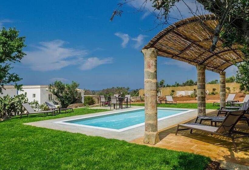 פנסיון Camera Standard In Resort Con Piscina