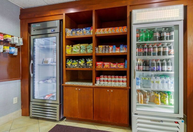 هتل Best Western Plus Wilmington/wrightsville Beach