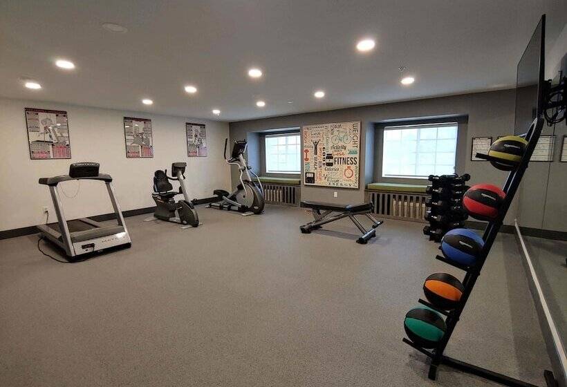 هتل Best Western Plus Yuma Foothills Inn & Suites