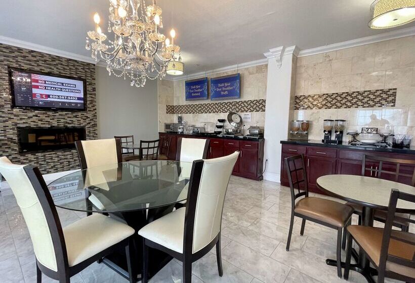 בית מלון כפרי Best Western Roanoke Inn & Suites