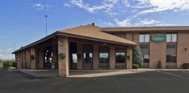 호텔 Christopher Inn And Suites