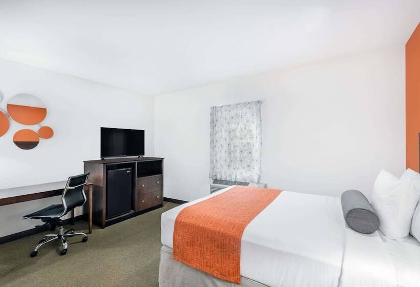 هتل Howard Johnson By Wyndham Quincy/ Boston