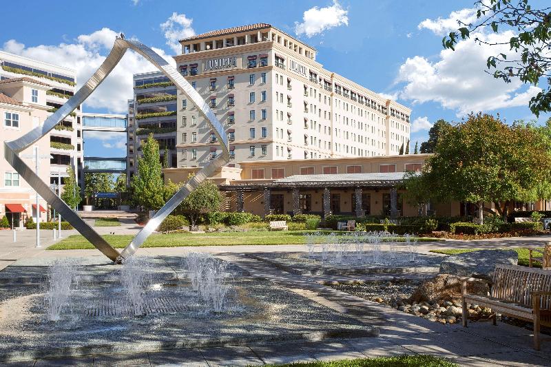 Juniper Hotel Cupertino, Curio Collection By Hilton