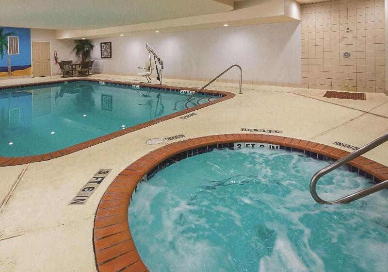 酒店 La Quinta Inn & Suite Kingwood Houston Iah Airport 53200