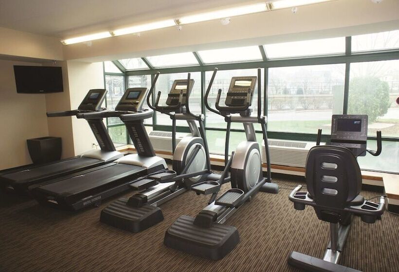 هتل La Quinta By Wyndham Boston Somerville