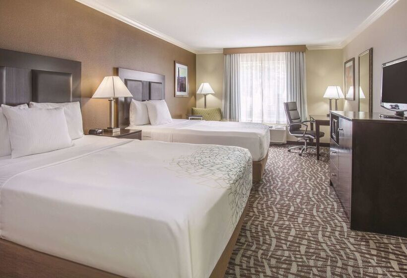هتل La Quinta By Wyndham Moab