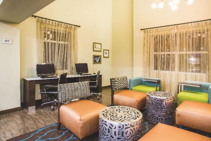 בית מלון כפרי La Quinta By Wyndham Oceanfront Daytona Beach