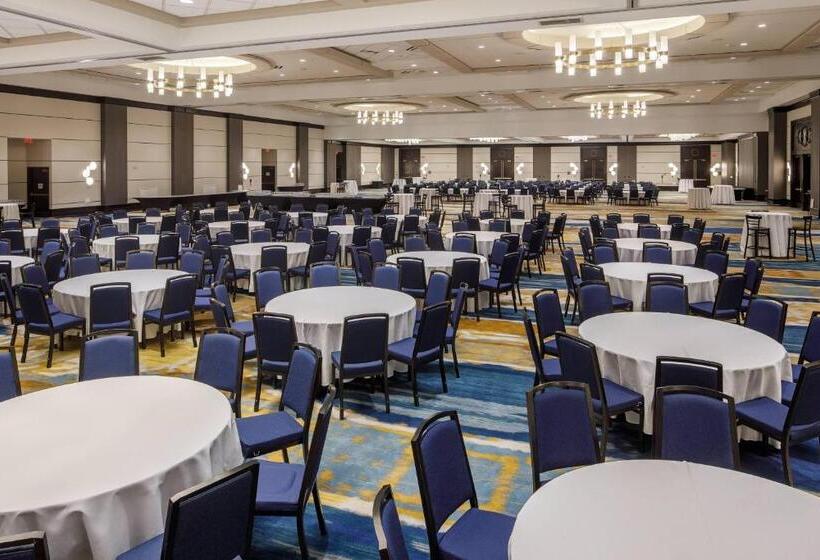 هتل Louisville Marriott Downtown