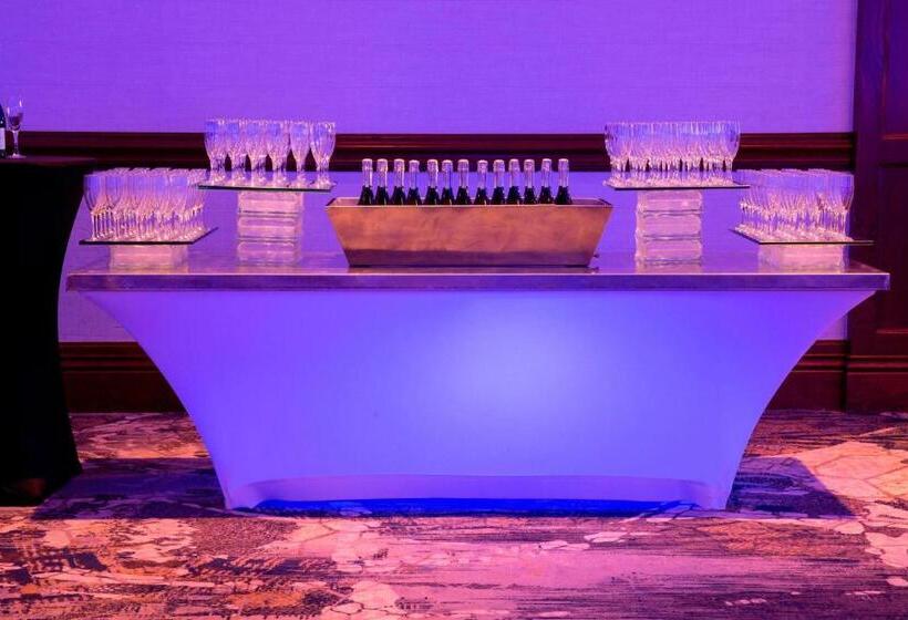 هتل Marriott Dallas Las Colinas