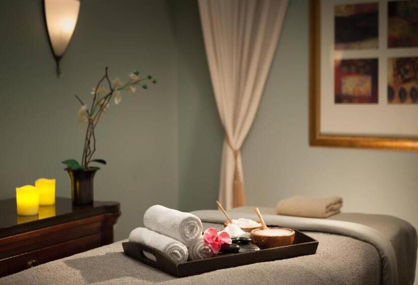 هتل Marriott Savannah Riverfront