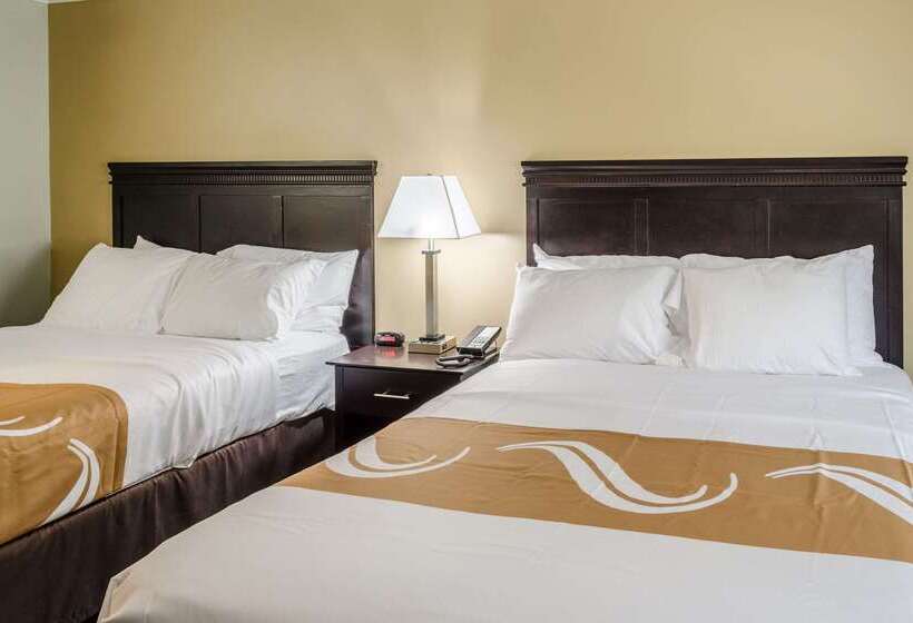 هتل Quality Inn