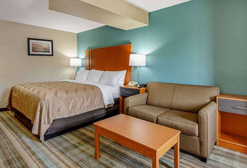 فندق Quality Inn & Suites I81 Exit 7