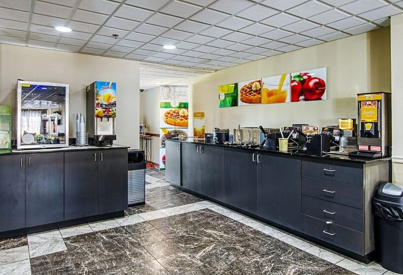 호텔 Quality Inn & Suites I81 Exit 7