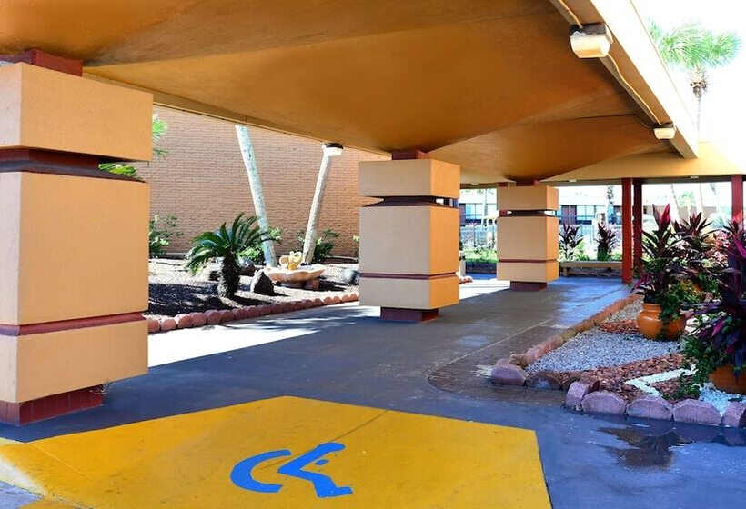 בית מלון כפרי Quality Inn & Suites Gulf Breeze Bayside Near Pensacola Beach