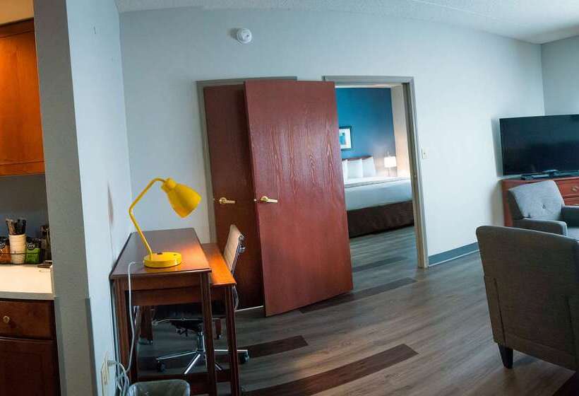 هتل Best Western Louisville Airport Expo