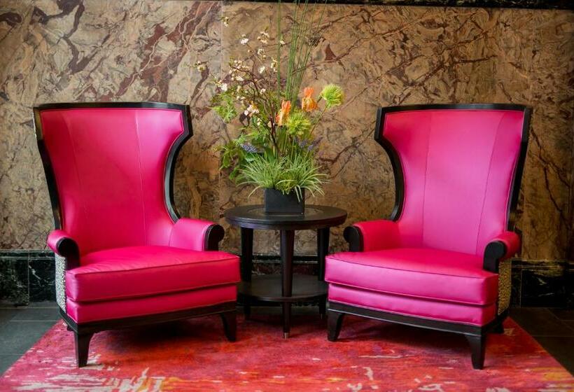 فندق The Parker Inn And Suites