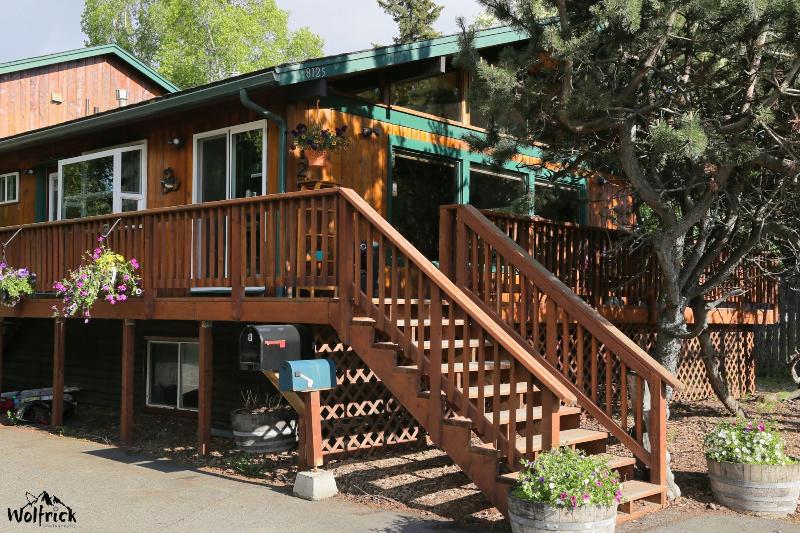 Jewel Lake Bed And Breakfast