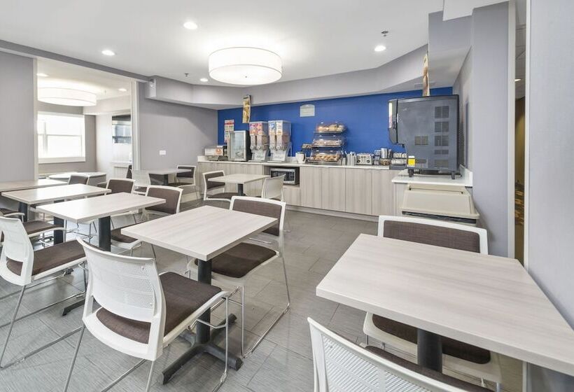 Microtel Inn & Suites By Wyndham Bethel/danbury
