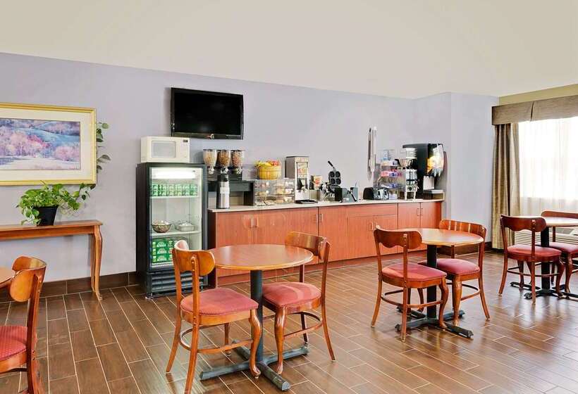 Microtel Inn & Suites By Wyndham Thomasville/high Point/lexi