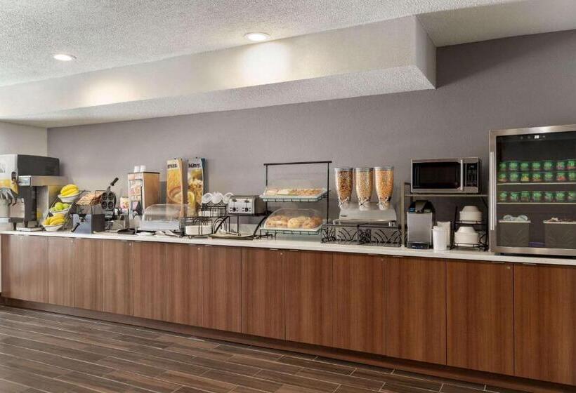 Microtel Inn & Suites By Wyndham