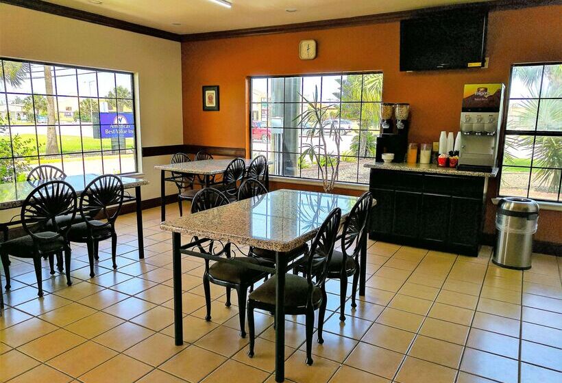 מוטל Americas Best Value Inn Brownsville