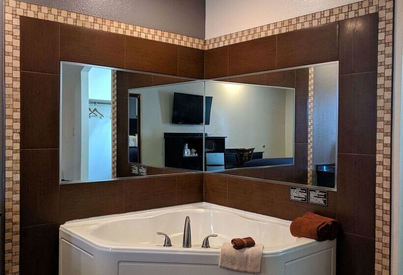 מוטל Americas Best Value Inn Brownsville