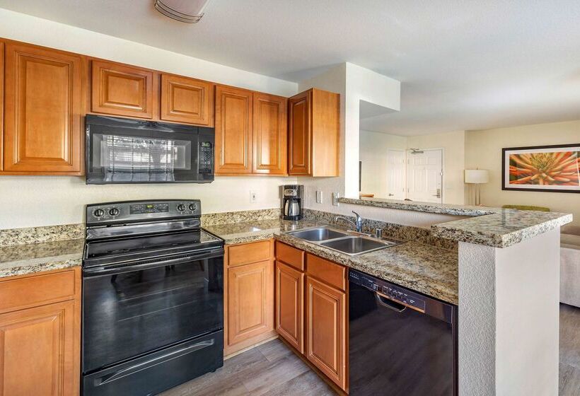 استراحتگاه Hilton Vacation Club Desert Retreat Las Vegas