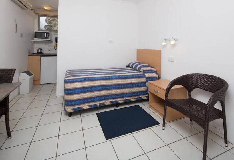 Мотель Tally Ho Motor Inn