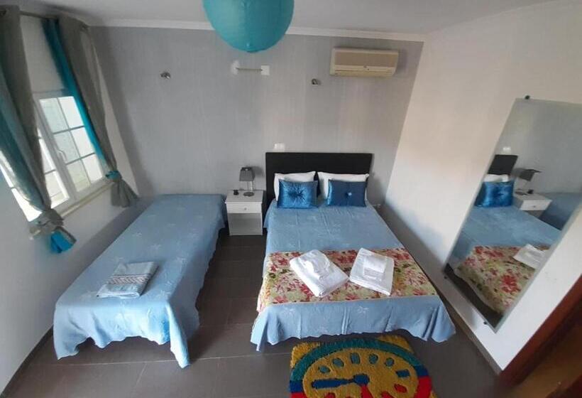 پانسیون Alojamento Rita