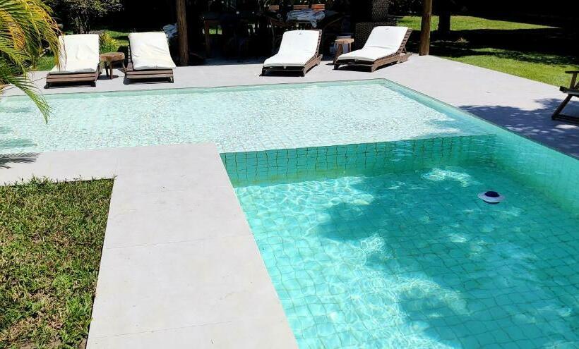 פנסיון Lá Em Casa   Guest House