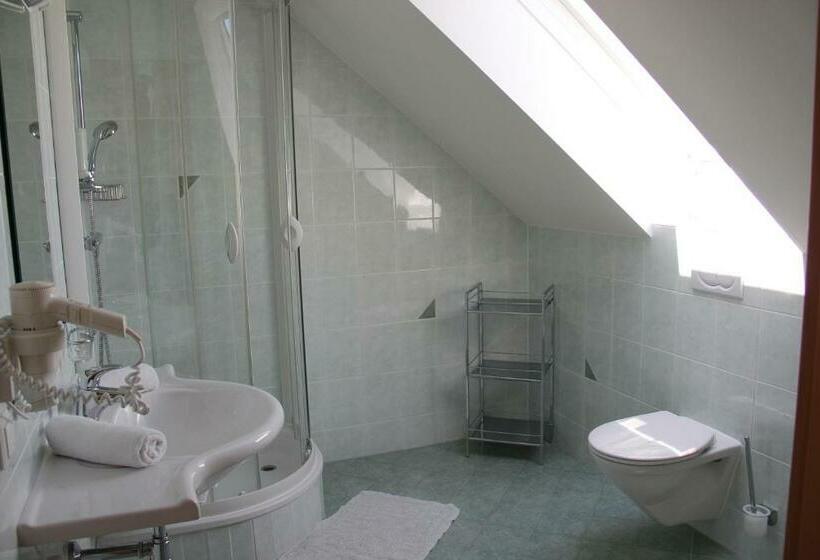 ペンション Zweytick Gästezimmer Weingut