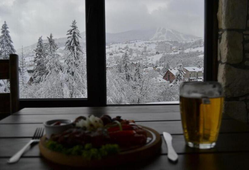 בית מלון כפרי Complex Dvir Kniazhoiy Korony