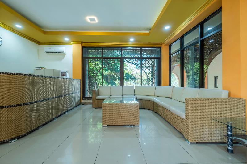 هتل Oyo 2132 Pondok Avicenna