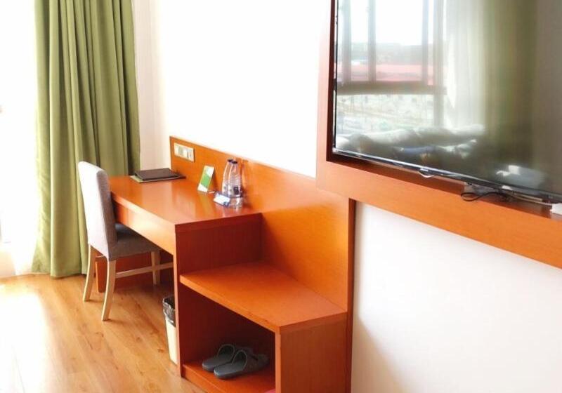 酒店 Vatica Fuyang Linquan County Tenghui International City