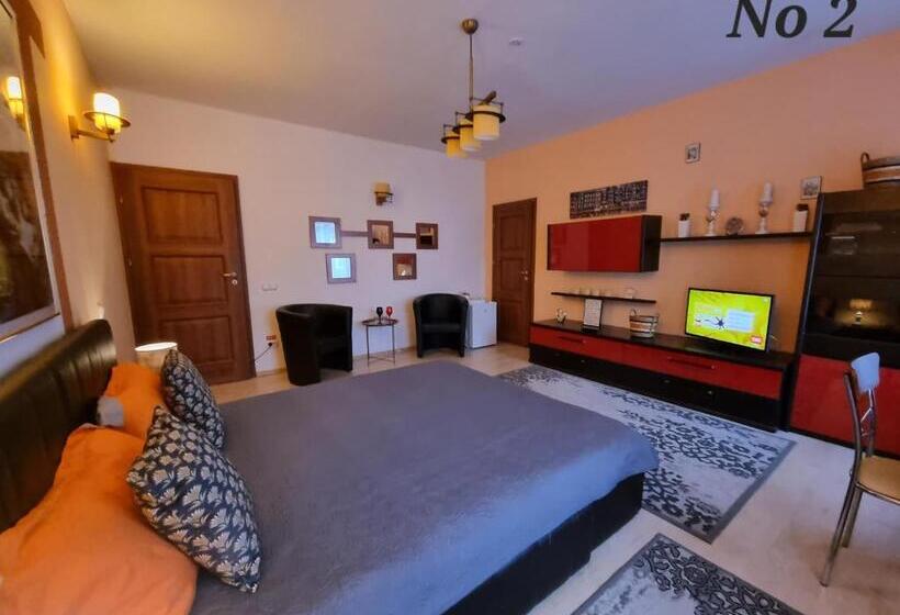 پانسیون Atia Residence