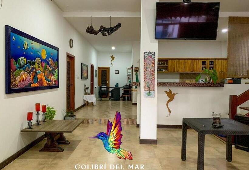 ペンション Colibrí Del Mar