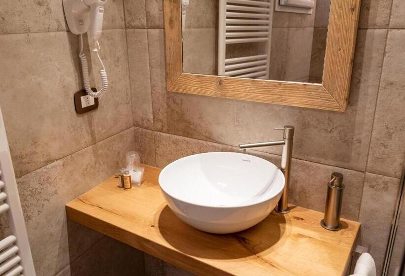 استراحتگاه Relais Althea Azienda Agrituristica