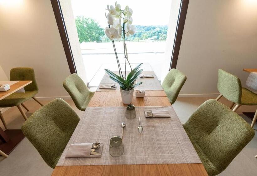 استراحتگاه Relais Althea Azienda Agrituristica