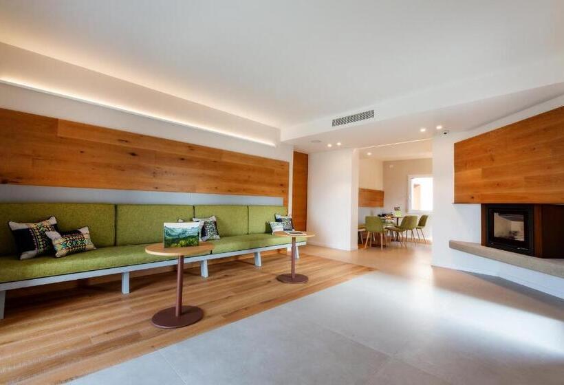 استراحتگاه Relais Althea Azienda Agrituristica