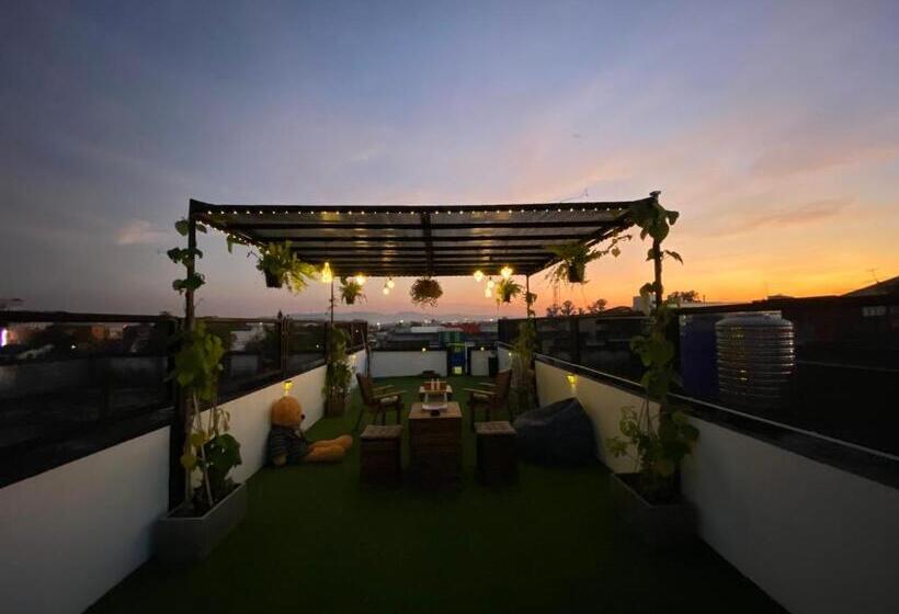 Backpack Hostel