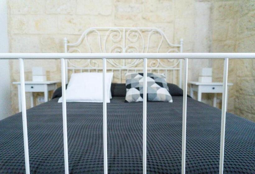 تختخواب و صبحانه Donato Rooms