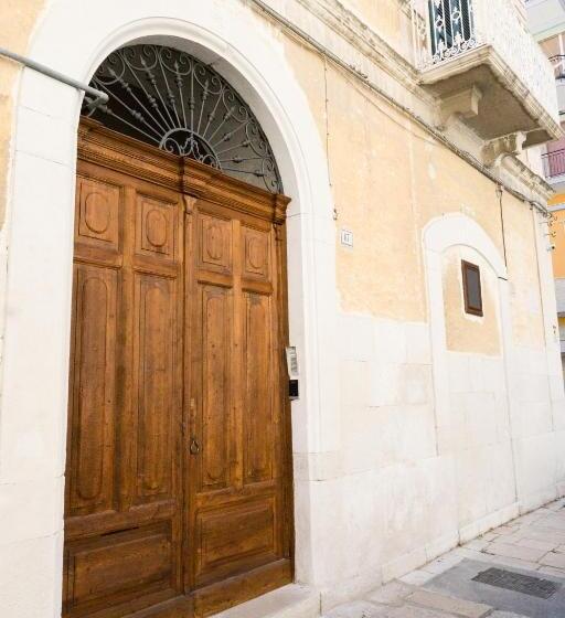 تختخواب و صبحانه Donato Rooms