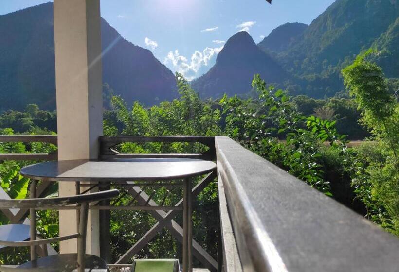 تختخواب و صبحانه Sunset Bungalows & Gh