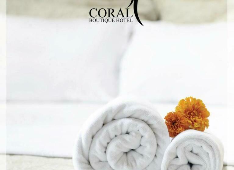 هتل Coral Palace