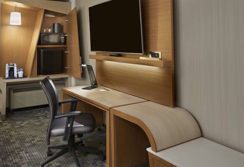 فندق Courtyard By Marriott Oshawa