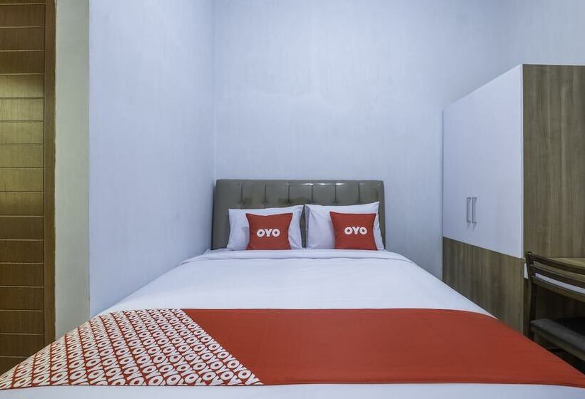 هتل Oyo 2072 Wisma Teratai