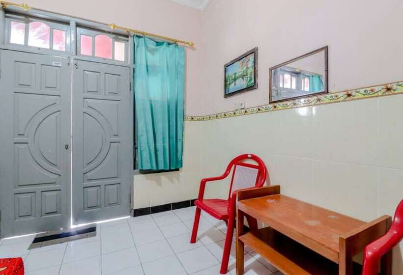 پانسیون Losmen Panorama