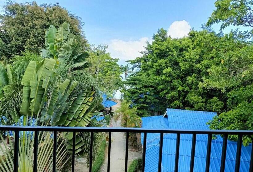 استراحتگاه Pranee Bungalow