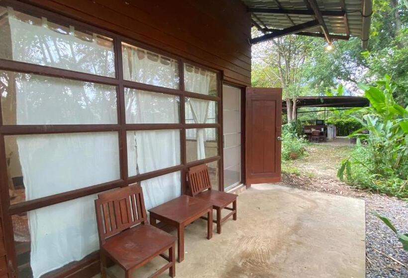 هاستل Brown House Chiangdao