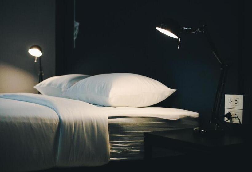 هتل Bluebed